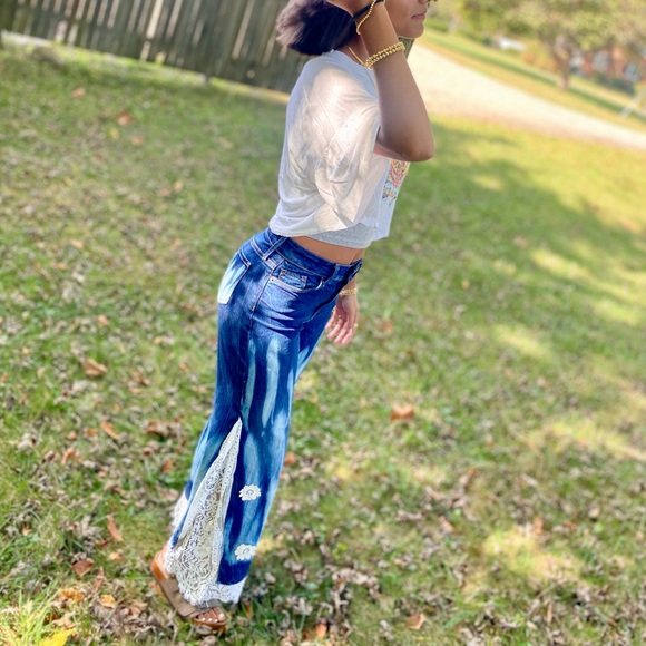 Upcycled Blue Tie-Dye Jeans with Lace Trim - Picture 4 of 4